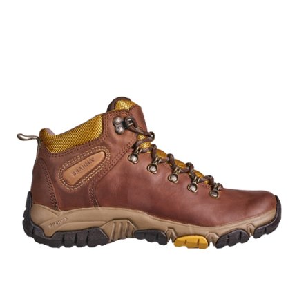 TG2261 - Hikers